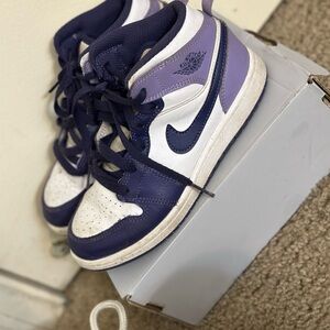 Nike Purple and White Sneakers High-Top